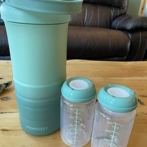 Mom cozy portable breast milk cooler